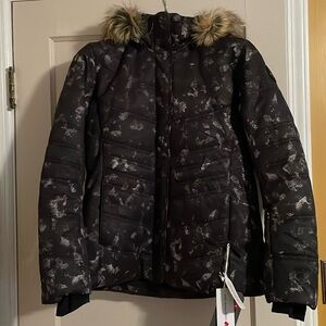 Obermeyer women’s size mediumm 12 ski parka jacket new Tuscany II